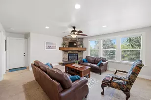 1683 N Main St, Centerville, UT 84014 - Photo 10