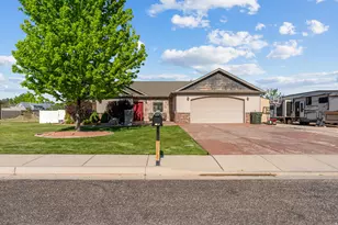 4483 N Prospector Ln, Enoch, UT 84721 - Photo 10