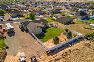 4483 N Prospector Ln, Enoch, UT 84721 - Photo 6