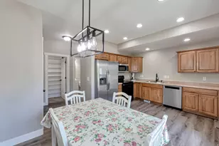 10868 S Weiss Dr W, South Jordan, UT 84009 - Photo 14