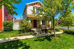 10868 S Weiss Dr W, South Jordan, UT 84009 - Photo 2