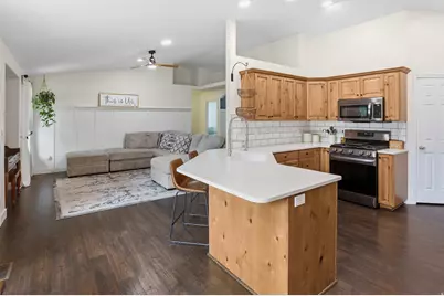 962 N Harrisville Rd, Harrisville, UT 84404 - Photo 4