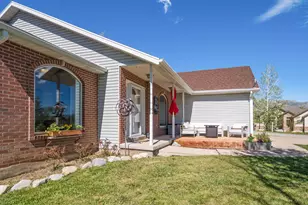 4838 E Fairway Cir, Eden, UT 84310 - Photo 8