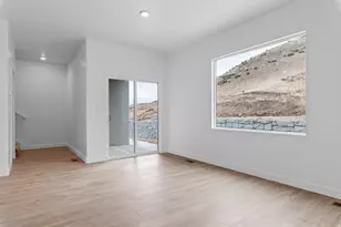 559 E Levengrove Dr, Lehi, UT 84048 - Photo 12