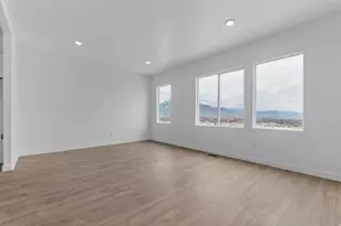 559 E Levengrove Dr, Lehi, UT 84048 - Photo 6