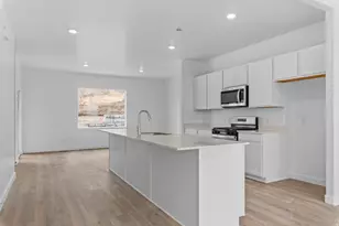 559 E Levengrove Dr, Lehi, UT 84048 - Photo 8