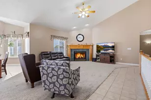 1274 W Chapel Ridge Dr, South Jordan, UT 84095 - Photo 12