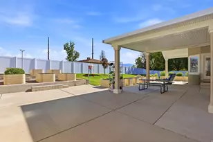 1274 W Chapel Ridge Dr, South Jordan, UT 84095 - Photo 32