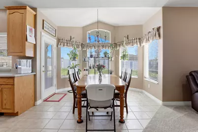 1274 W Chapel Ridge Dr, South Jordan, UT 84095 - Photo 16