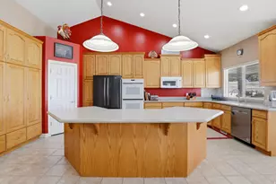 1274 W Chapel Ridge Dr, South Jordan, UT 84095 - Photo 14