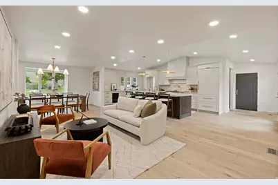 985 S Vista View Dr E, Salt Lake City, UT 84108 - Photo 14