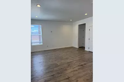 6718 W 11800 S #560, South Jordan, UT 84009 - Photo 4
