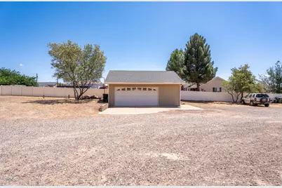 1656 S Ash Creek Dr, Toquerville, UT 84774 - Photo 22