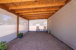 1656 S Ashcreek Dr, Toquerville, UT 84774 - Photo 2