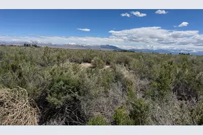 2335 S 500 E, Delta, UT 84624 - Photo 8