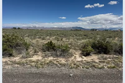 2335 S 500 E, Delta, UT 84624 - Photo 4