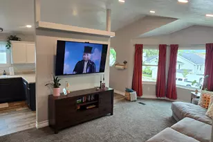 1648 Rockbridge Dr, Layton, UT 84041 - Photo 8