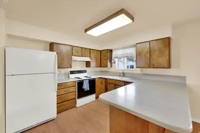 892 N 800 E, Orem, UT 84097 - Photo 10