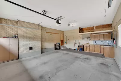 892 N 800 E, Orem, UT 84097 - Photo 24