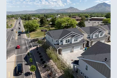 1303 E Weyburn Ln, Holladay, UT 84117 - Photo 24