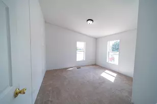 117 S Maple St, Wellington, UT 84542 - Photo 10