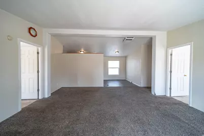 117 S Maple St, Wellington, UT 84542 - Photo 6