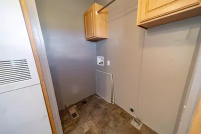 117 S Maple St, Wellington, UT 84542 - Photo 22