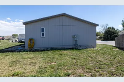 117 S Maple St, Wellington, UT 84542 - Photo 28