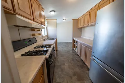117 S Maple St, Wellington, UT 84542 - Photo 8