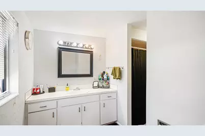 1085 N Nayon Dr E # 6, Layton, UT 84040 - Photo 16