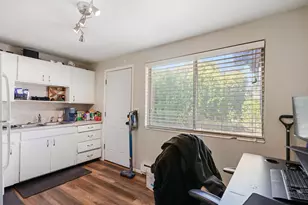 1085 N Nayon Dr E, Layton, UT 84040 - Photo 8