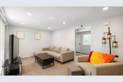 1085 N Nayon Dr E #6 (F), Layton, UT 84040 - Photo 1