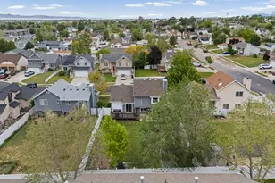 1828 N 225 W, Layton, UT 84041 - Photo 28