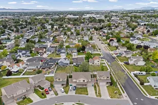 1828 N 225 W, Layton, UT 84041 - Photo 20