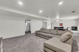 1536 W Misty Breeze Cir S, Kaysville, UT 84037 - Photo 30