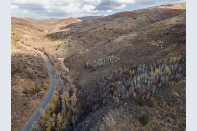 101 Beaver Crk #101, Huntsville, UT 84317 - Photo 2