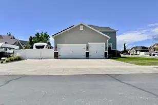 4565 W 3350 S, West Haven, UT 84401 - Photo 2
