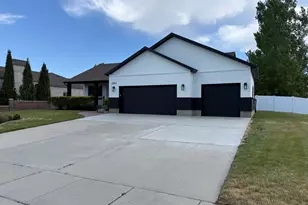 3987 W Red Tail Dr S, Riverton, UT 84065 - Photo 4