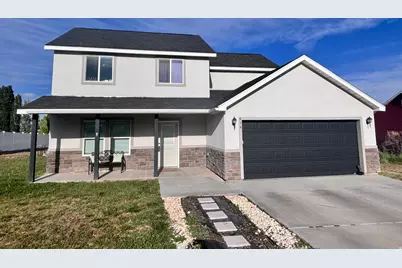 914 N 240 W, Blanding, UT 84511 - Photo 1