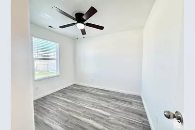 1614 W Eisenhower Way S, Salt Lake City, UT 84104 - Photo 6