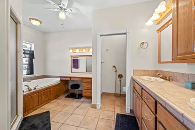 247 W 400 N, Santaquin, UT 84655 - Photo 12