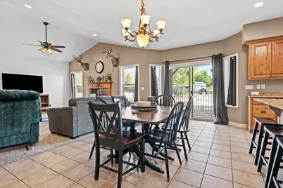247 W 400 N, Santaquin, UT 84655 - Photo 6