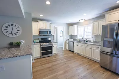 551 E Walnut Glen Dr, Springville, UT 84663 - Photo 8