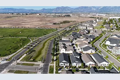 6089 W Lake Ave, South Jordan, UT 84009 - Photo 34