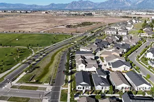 6089 W Lake Ave, South Jordan, UT 84009 - Photo 34