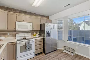819 S Canyon Rd, Payson, UT 84651 - Photo 10