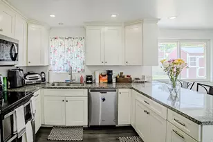 1618 W Camelot Dr, Layton, UT 84041 - Photo 20