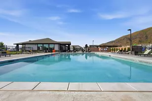 1392 E 380 S, Hyrum, UT 84319 - Photo 40