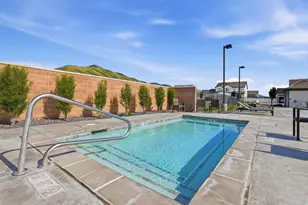 1392 E 380 S, Hyrum, UT 84319 - Photo 42