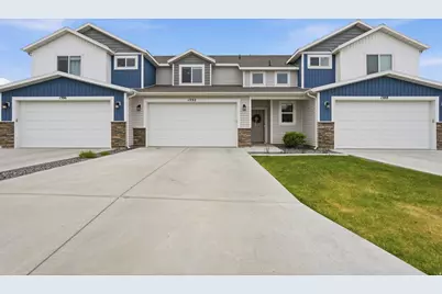1392 E 380 S, Hyrum, UT 84319 - Photo 2